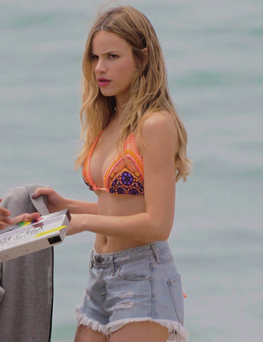 Halston Sage